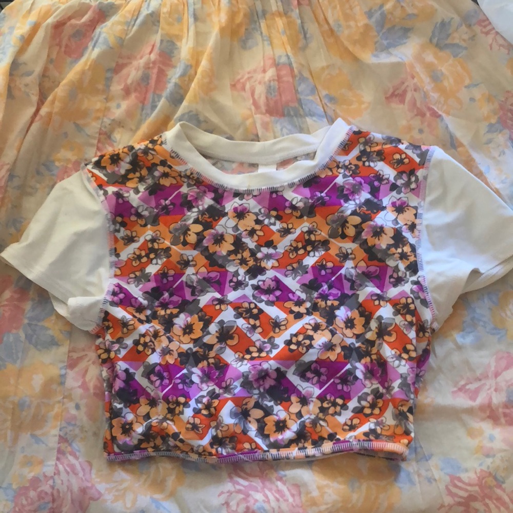 Cute cropped rash guard